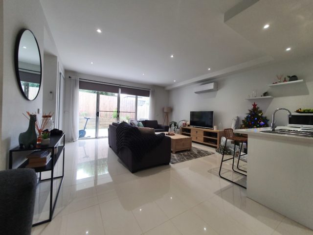 Stylish 2-Bedroom Apartment with Courtyard in Ferntree Gully Location Photo