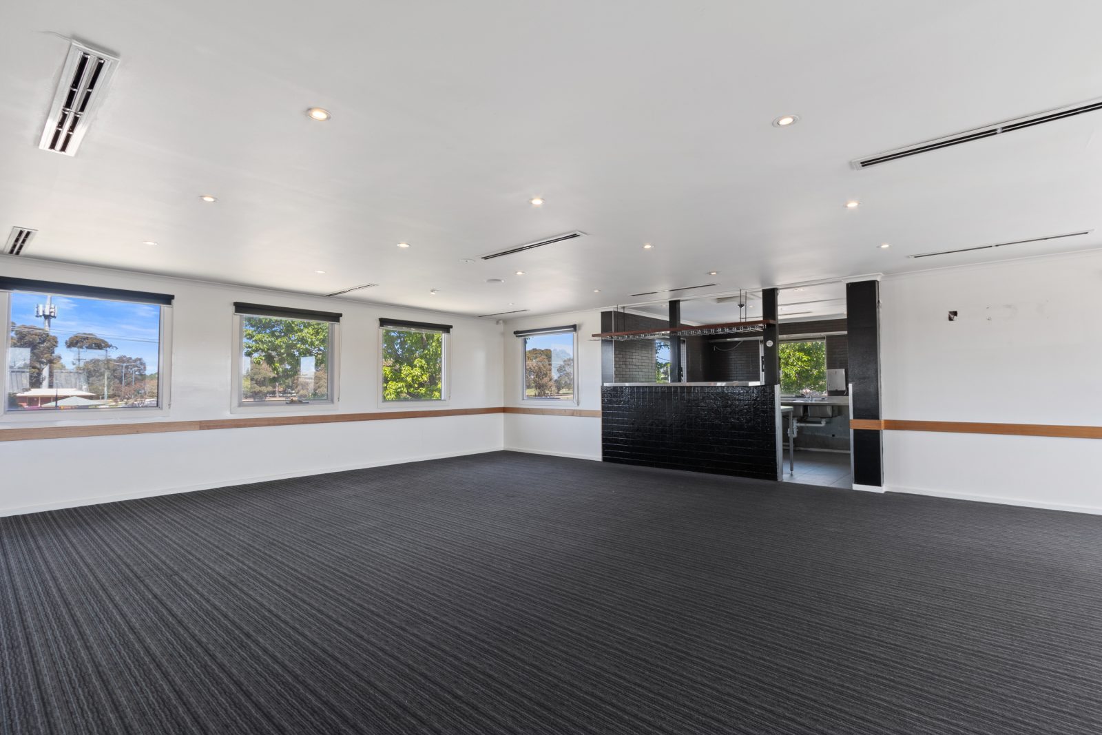 039 Open2view ID849339 254 craigieburn