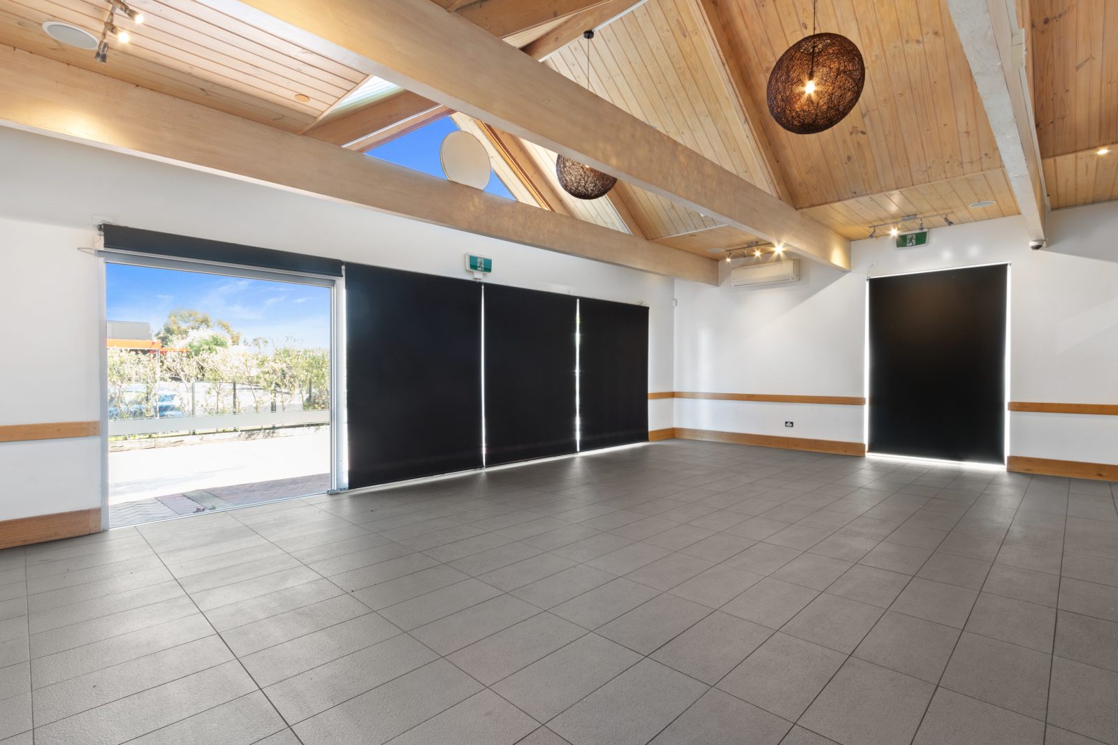 040 Open2view ID849339 254 craigieburn