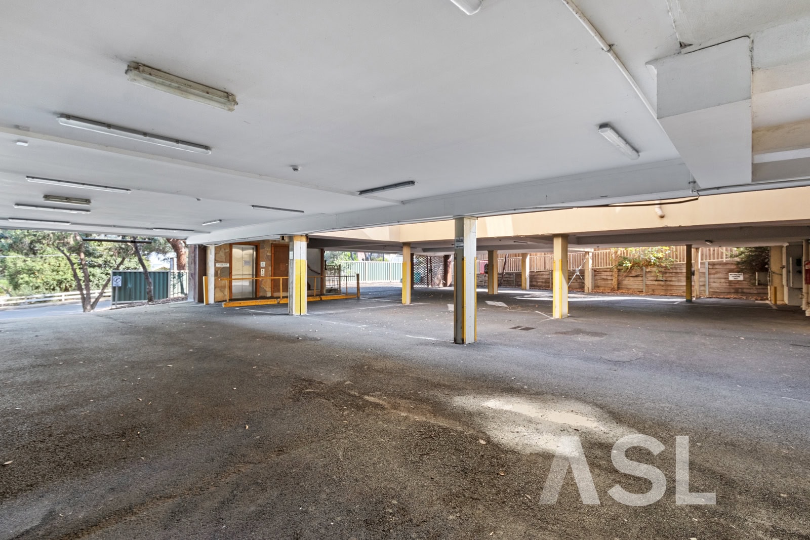 018 Open2view ID876395 1120 Main Road Eltham