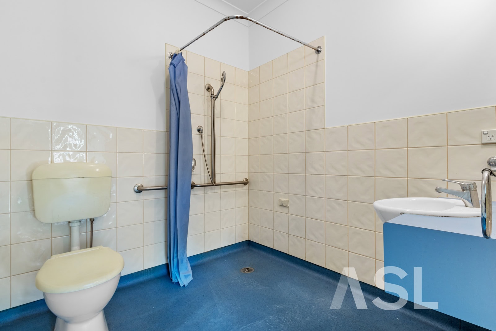 024 Open2view ID876395 1120 Main Road Eltham