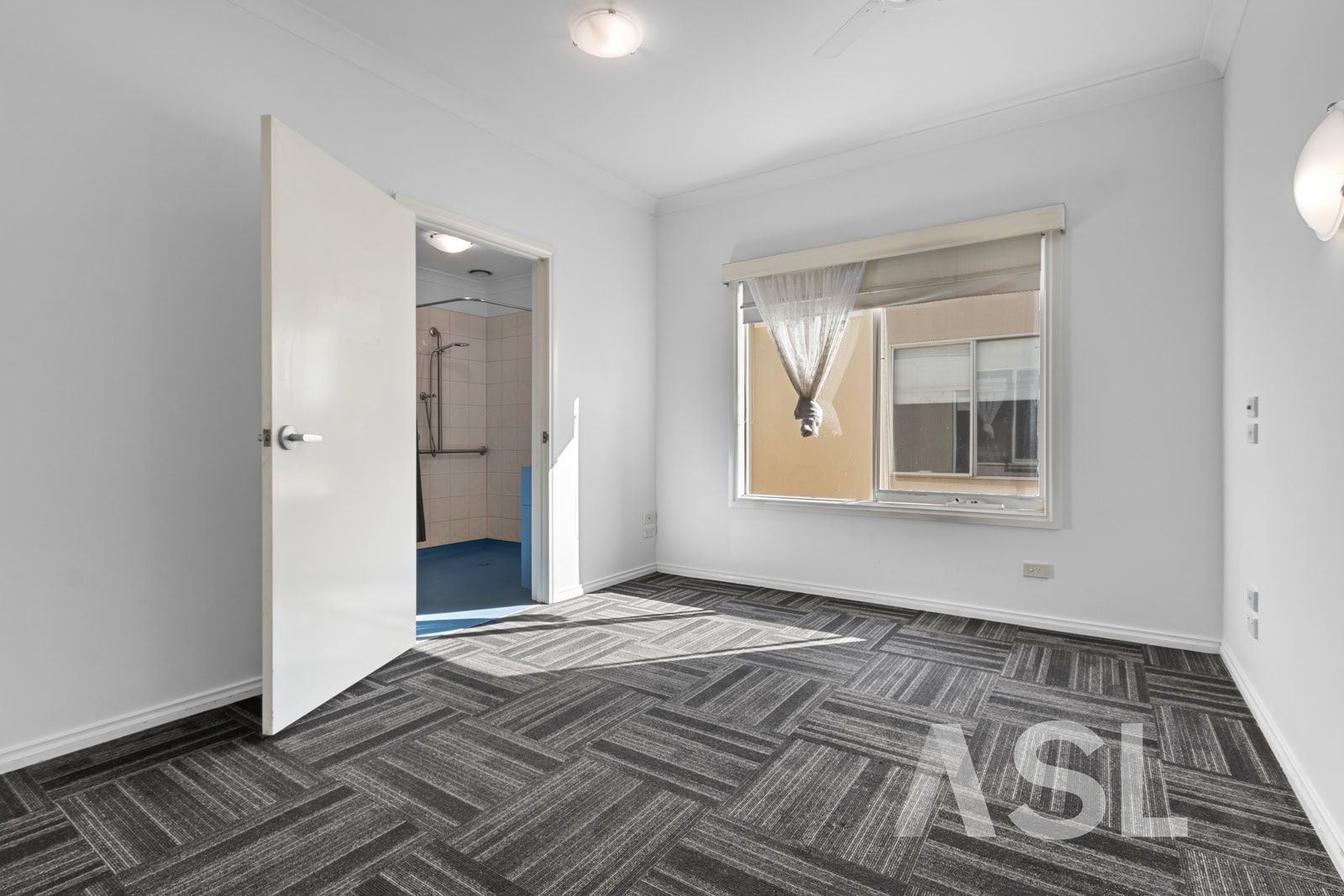 026 Open2view ID876395 1120 Main Road Eltham