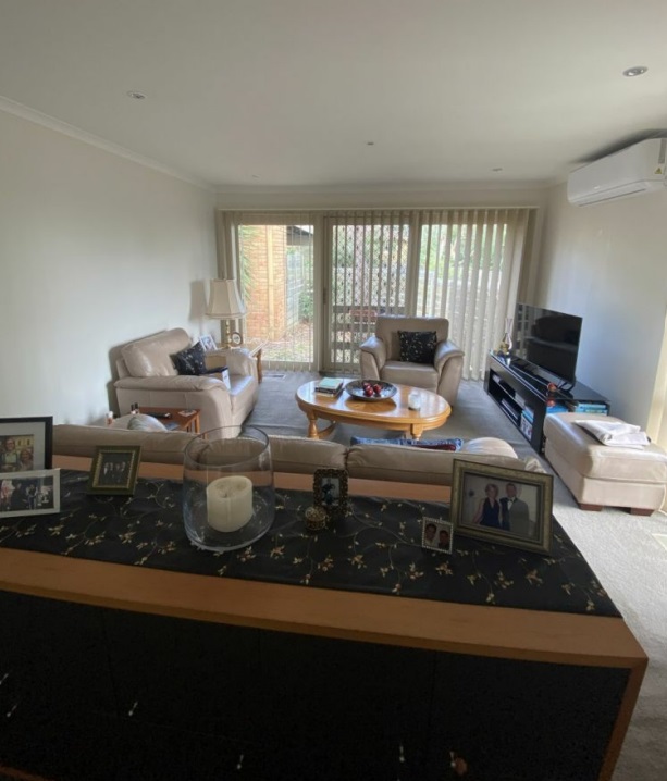 2 Bedroom unit located in the heart of Lower Plenty Location Photo