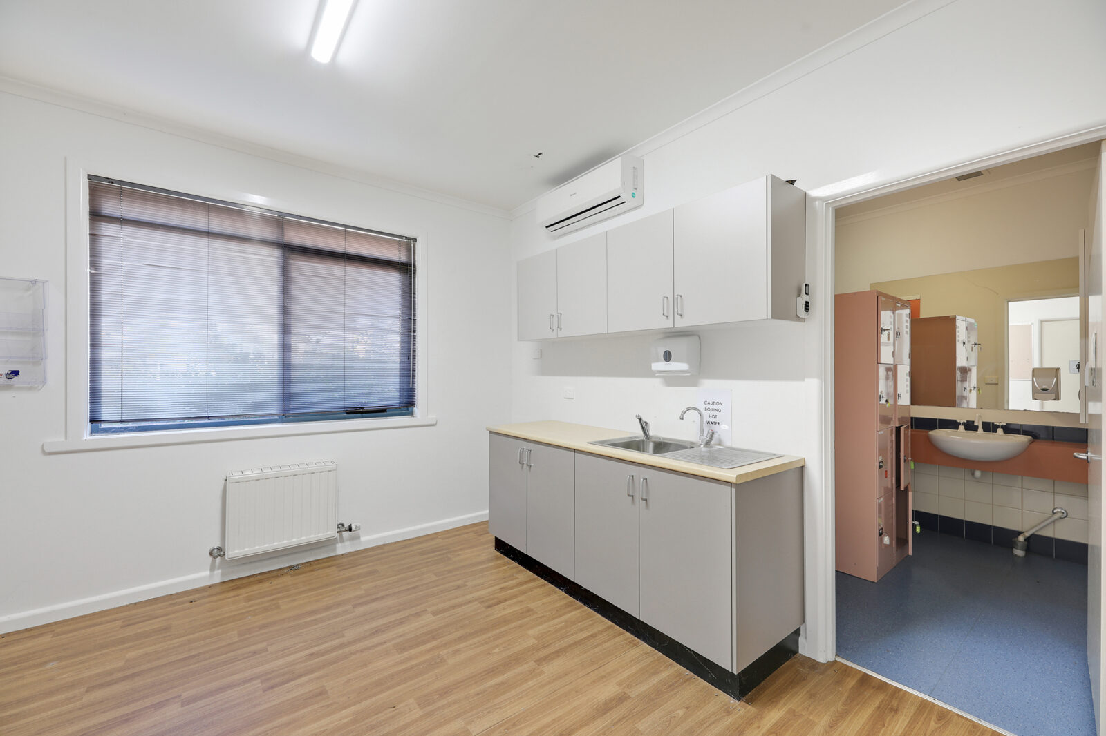 WEB_59-91PhillipParadeChurchill_012