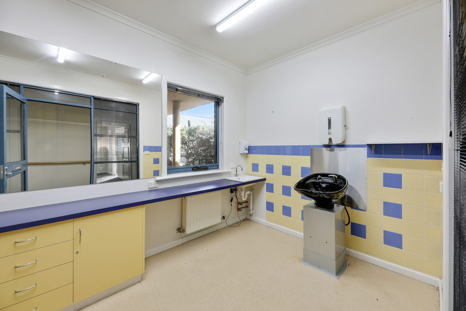 WEB_59-91PhillipParadeChurchill_013