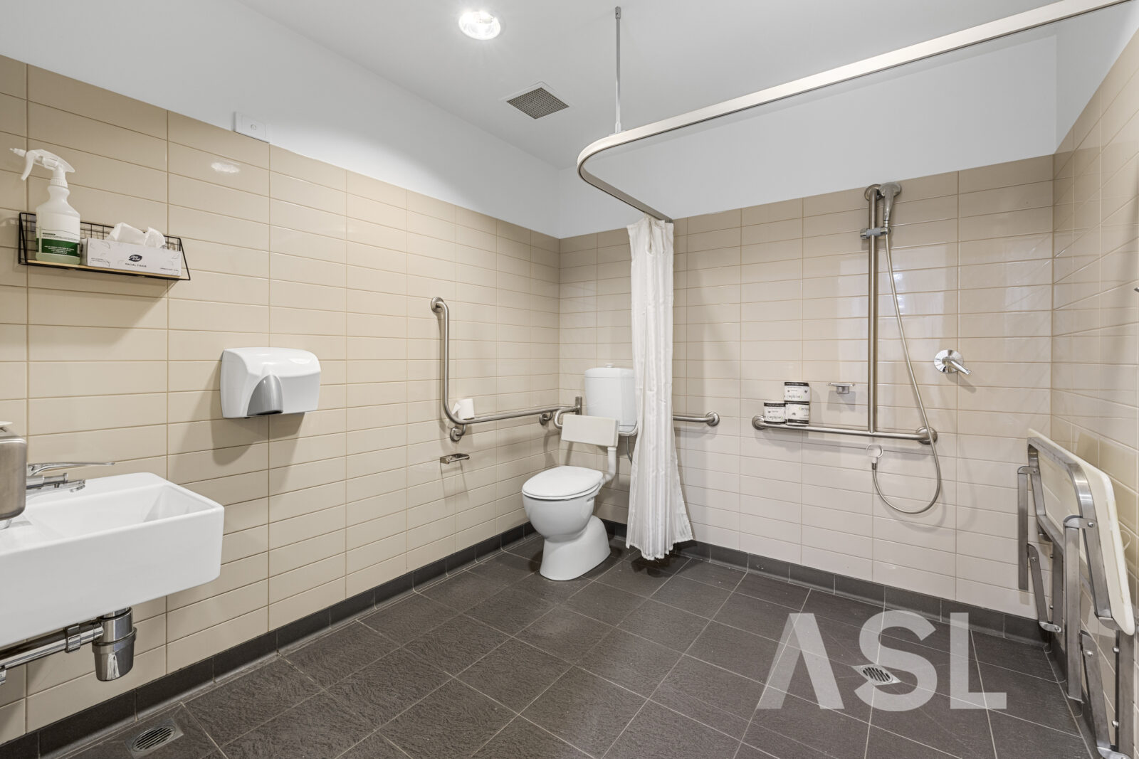 034_Open2view_ID976606-166_-_180_Monash_Drive