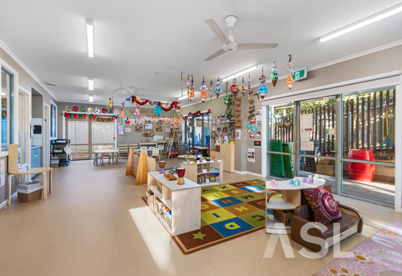 032_Open2view_ID984396-736_-_738_Heatherton_Road