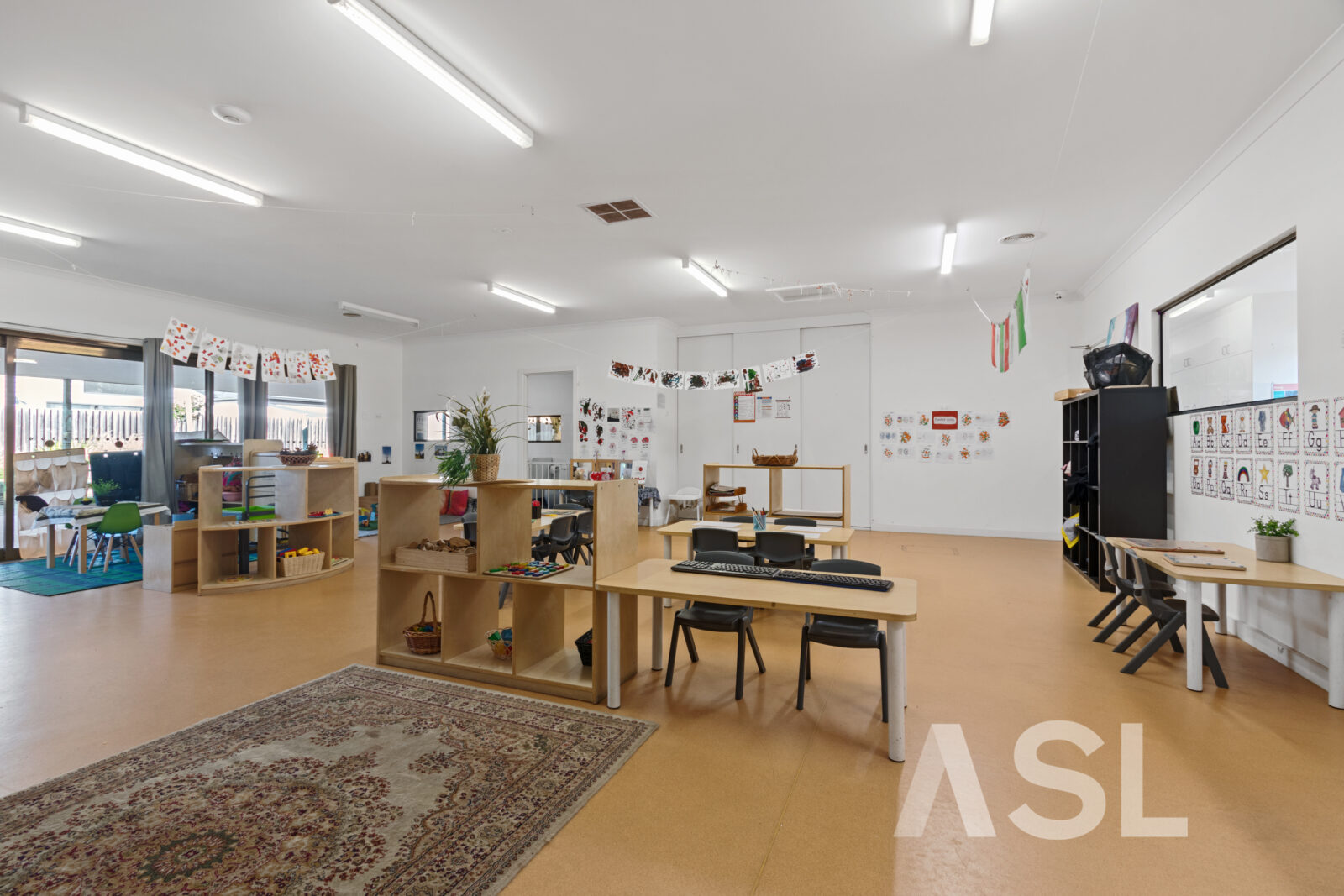 033_Open2view_ID946076-Geelong_Road