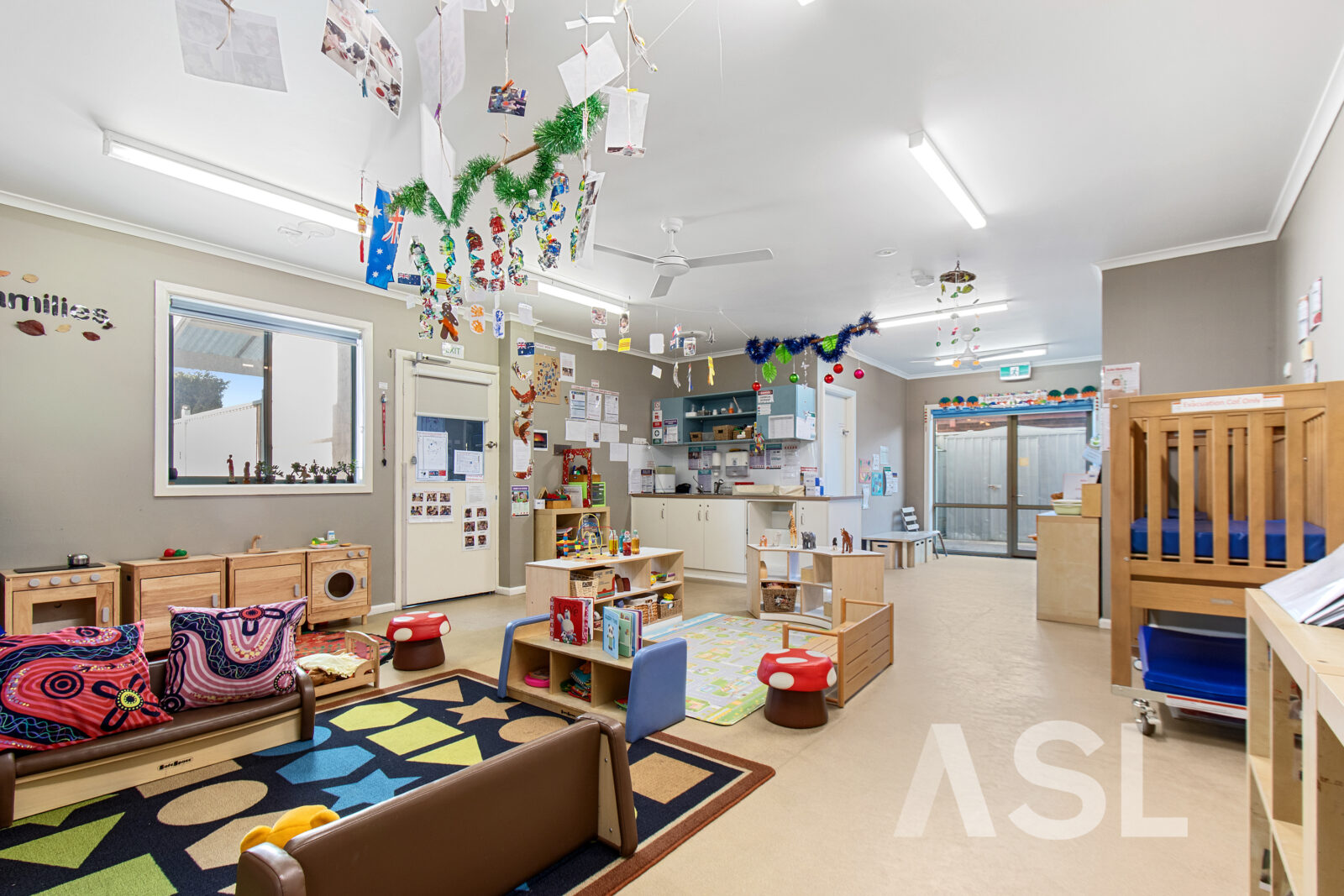 034_Open2view_ID984396-736_-_738_Heatherton_Road