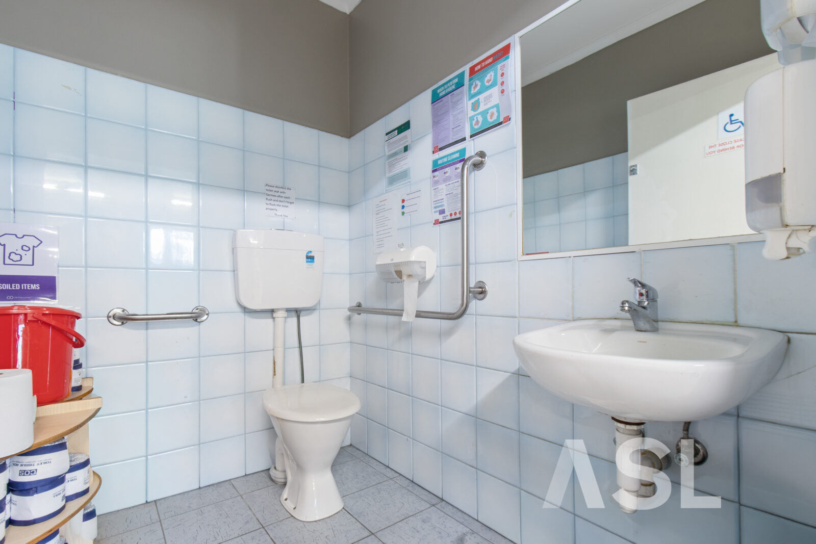 035_Open2view_ID984396-736_-_738_Heatherton_Road