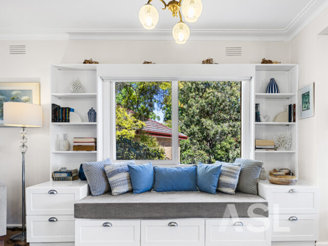 Exceptional Family Living in the Heart of Doncaster Location Photo